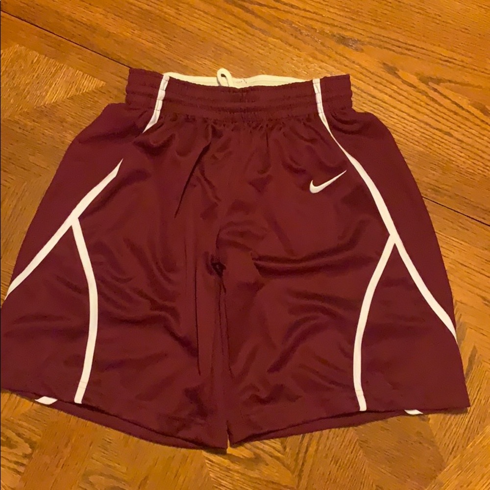 Girls Nike Basketball Shorts; NWT